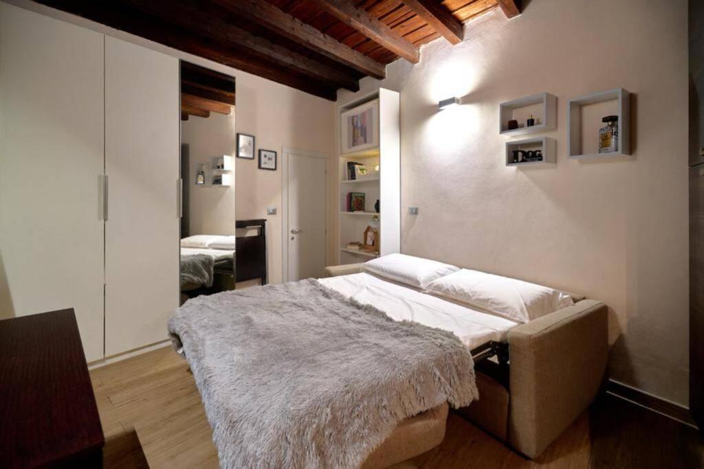Grazioso Monolocale Nel Cuore Di Brera Milan Bagian luar foto