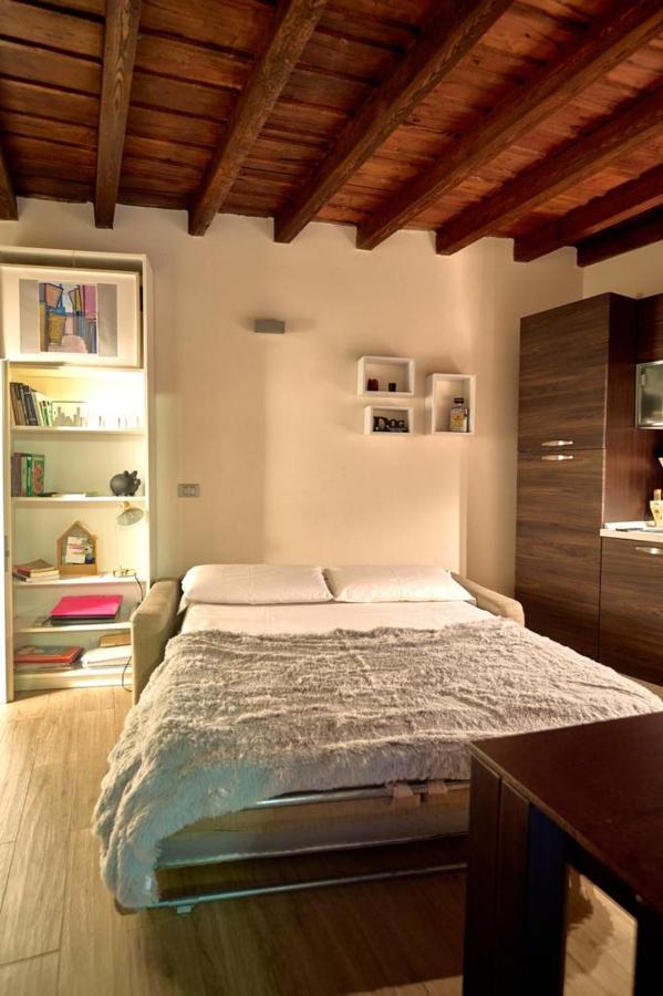 Grazioso Monolocale Nel Cuore Di Brera Milan Bagian luar foto